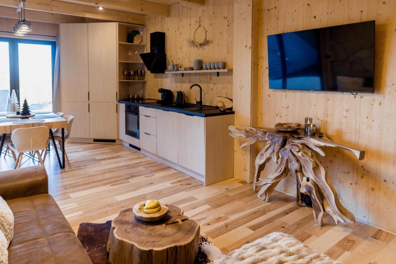 Apartman Pod Demaenovskou Horou เดมานอฟสกา โดลินา ภายนอก รูปภาพ